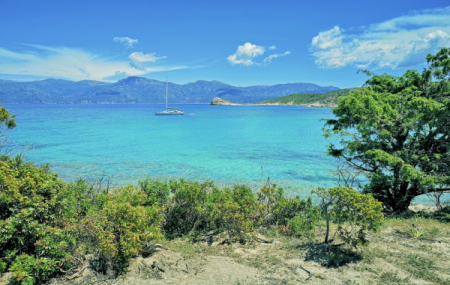 Corse : circuit 8j/7n en hôtels + pension complète + visites + vols, - 24%